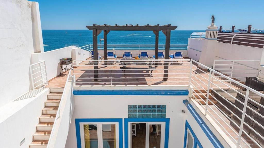 Refurbished Beachfront House, Pool, Ac, Wifi, Albufeira, Sea View Eksteriør billede