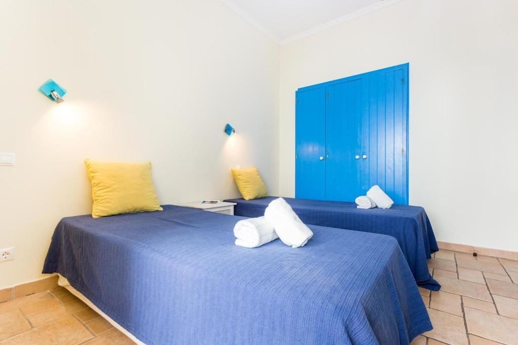 Refurbished Beachfront House, Pool, Ac, Wifi, Albufeira, Sea View Eksteriør billede